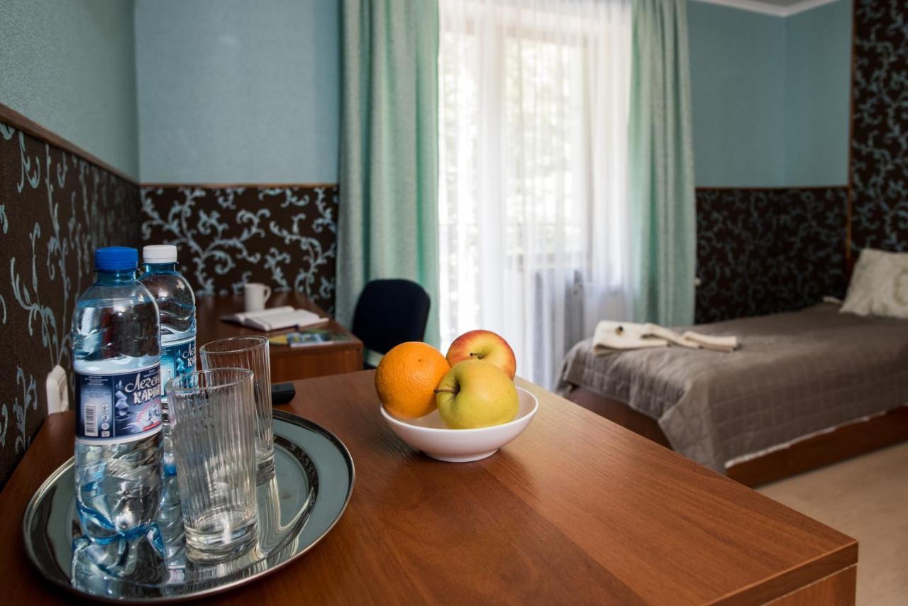 Zelenyy Bir Hotel Skhidnytsia Exterior photo